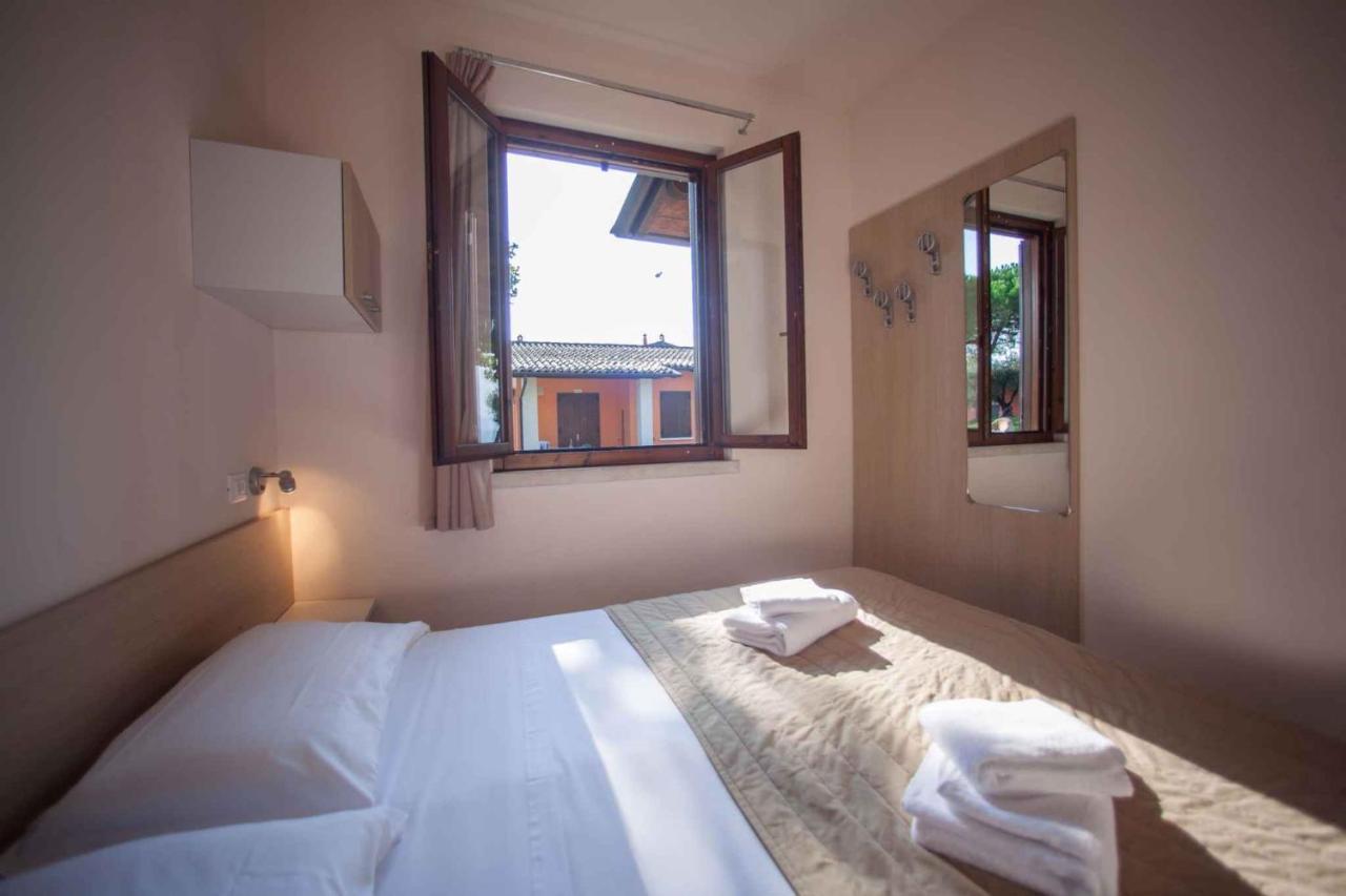 Holiday Homes In Sirmione/Gardasee 22174 Экстерьер фото